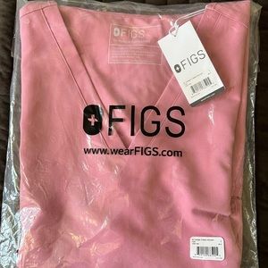 Figs Casma Three pocket top (chalk pink)